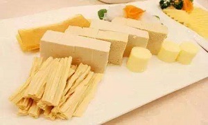 女性更年期喝豆浆能补充雌激素吗,更年期喝豆浆能消除潮热吗