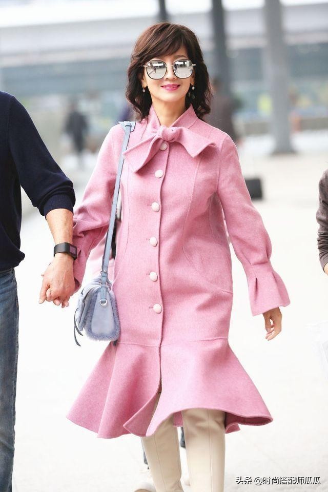 女人过了30别穿那么老气,女人过了50岁别穿几种裤子