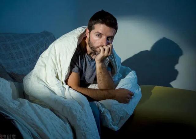 缺乏深度睡眠的5大征兆,睡眠易醒缺少深度睡眠
