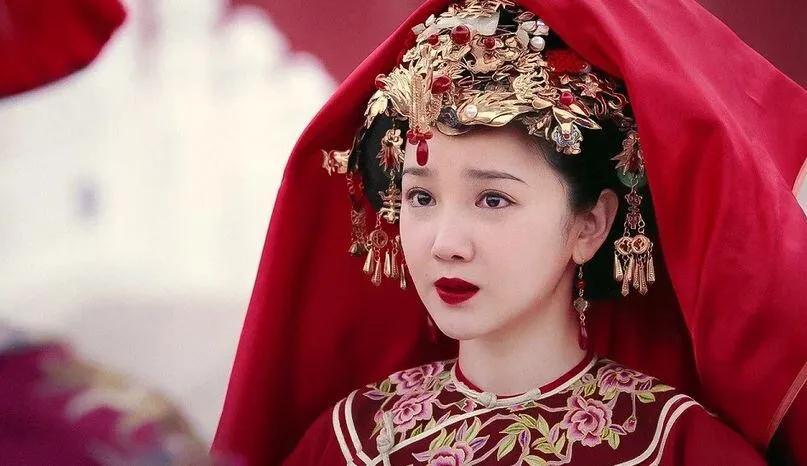 陈小纭曾经的辉煌,陈小纭1到30岁变化