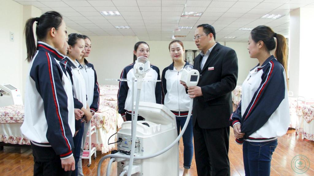 西安海棠职业学院宿舍,西安海棠职业学院学费