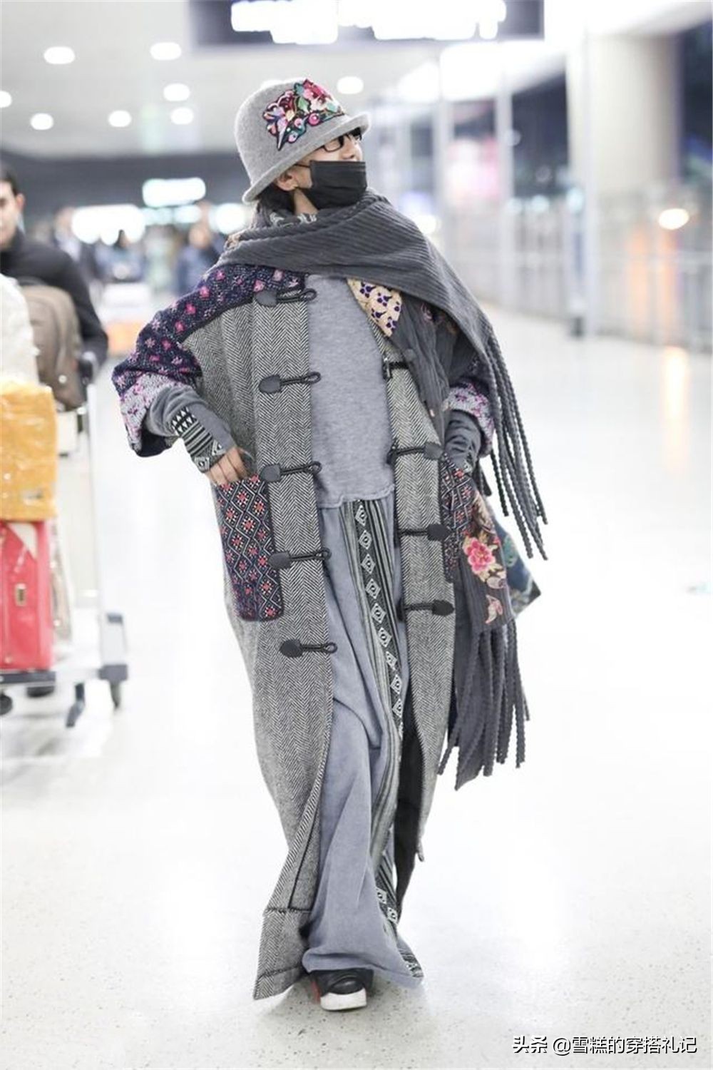 160110斤女生短外套,矮个子穿中长款外套合适吗