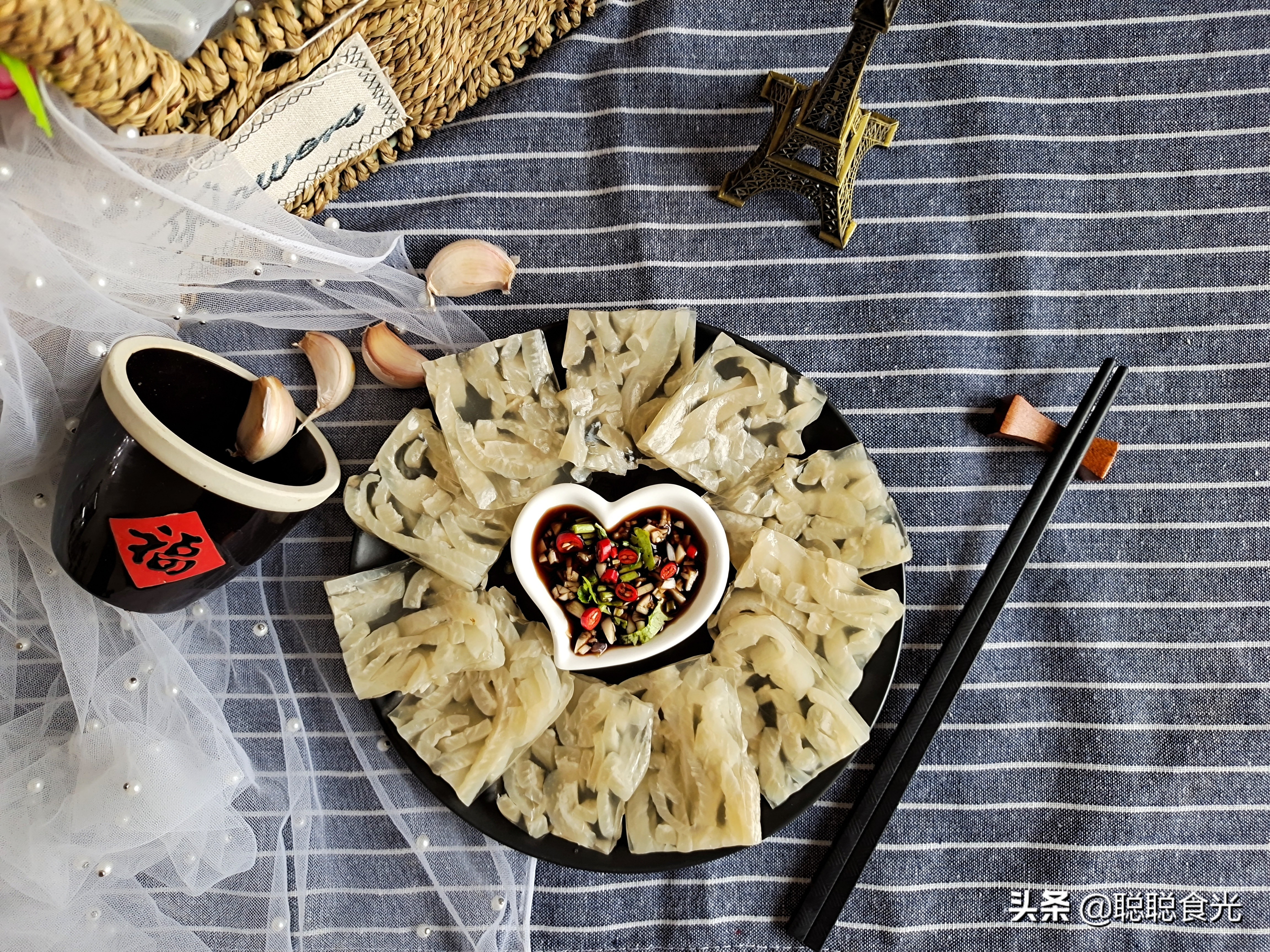 皮冻怎样才能熬制透亮,熬皮冻怎么让肉皮不沉底