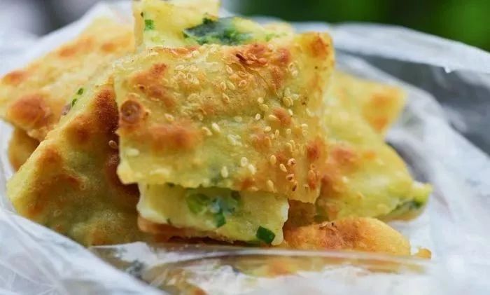 过年旅游最值得去的地方且人少,春节适合去哪游玩美食多