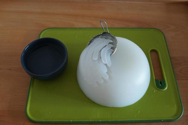 1碗面米粉5碗清水教你在家做凉粉,一碗面粉一碗水自制凉粉