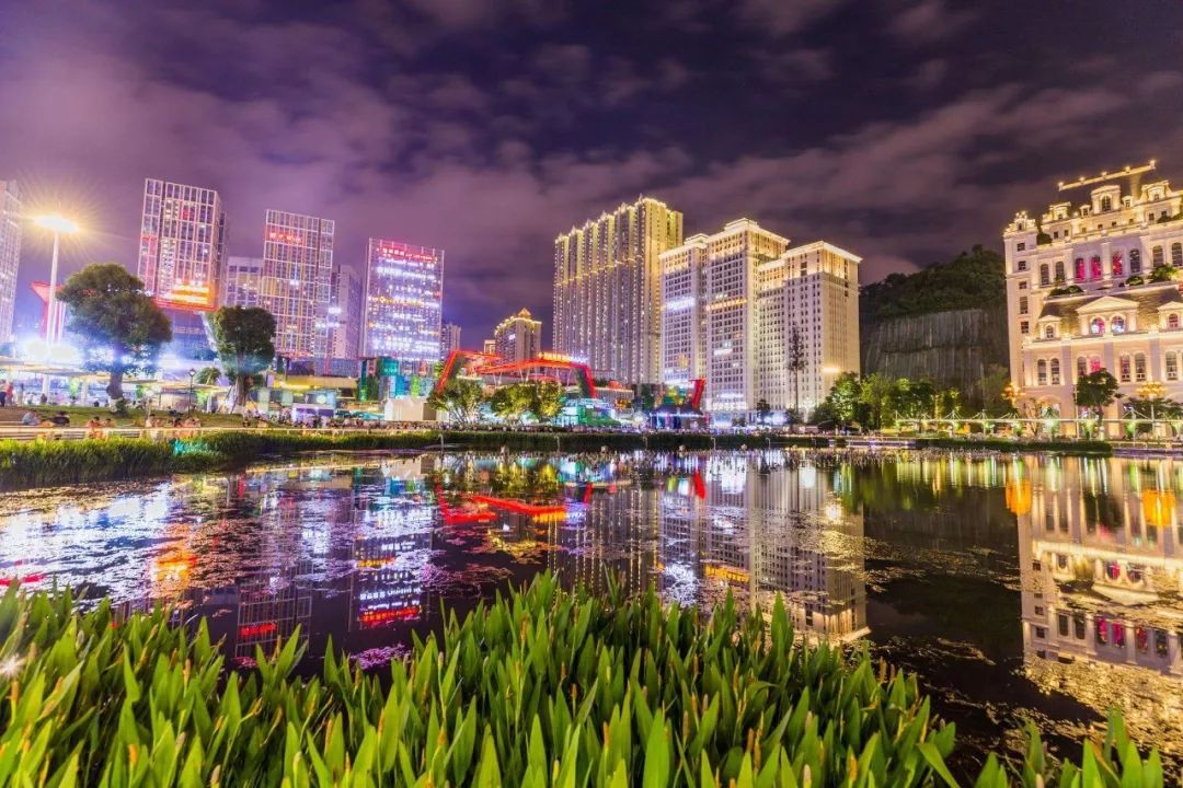 消失的花果园,奇异花果园