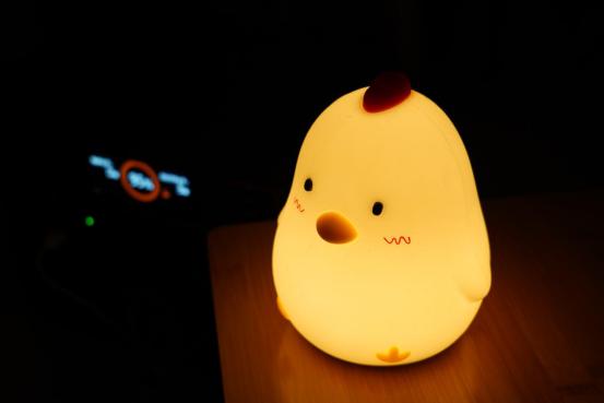 太阳能电小二户外电源真实测评,电小二户外电源太阳能充电教程