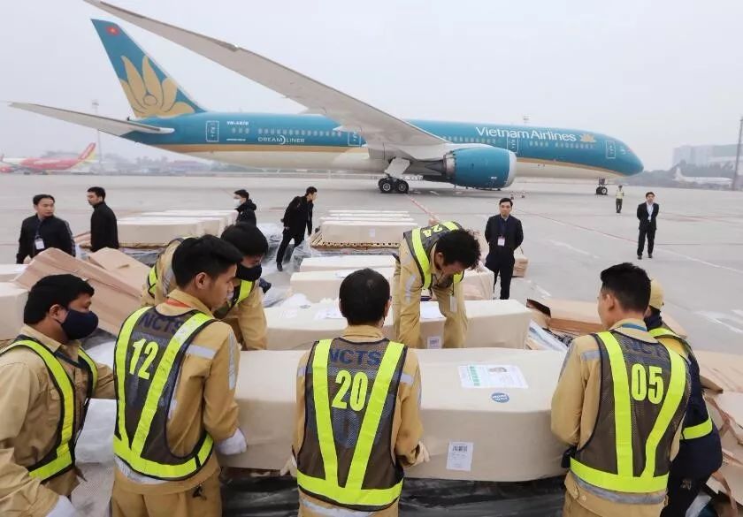 早读安徽||不礼让斑马线，安徽181台公务车辆被曝光