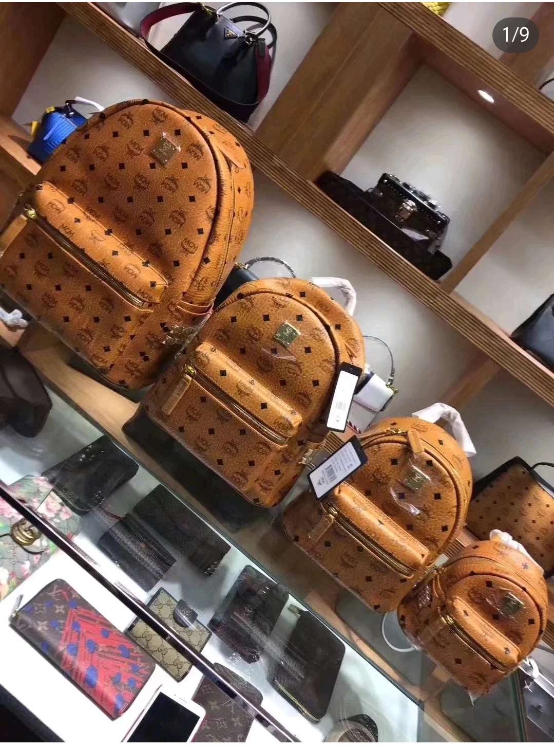 MCM的双肩包你入了吗？出门旅行凹造型完美胜任！