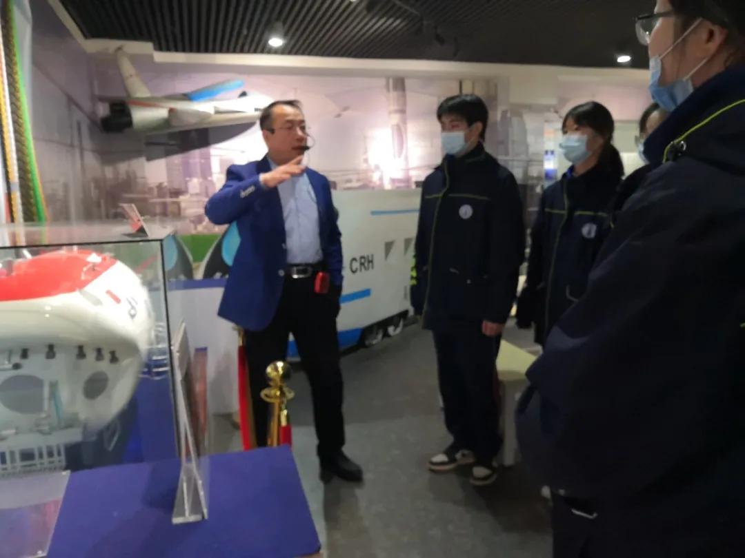 青岛青少年研学教育基地纺织谷,青岛纺织谷人工智能研学