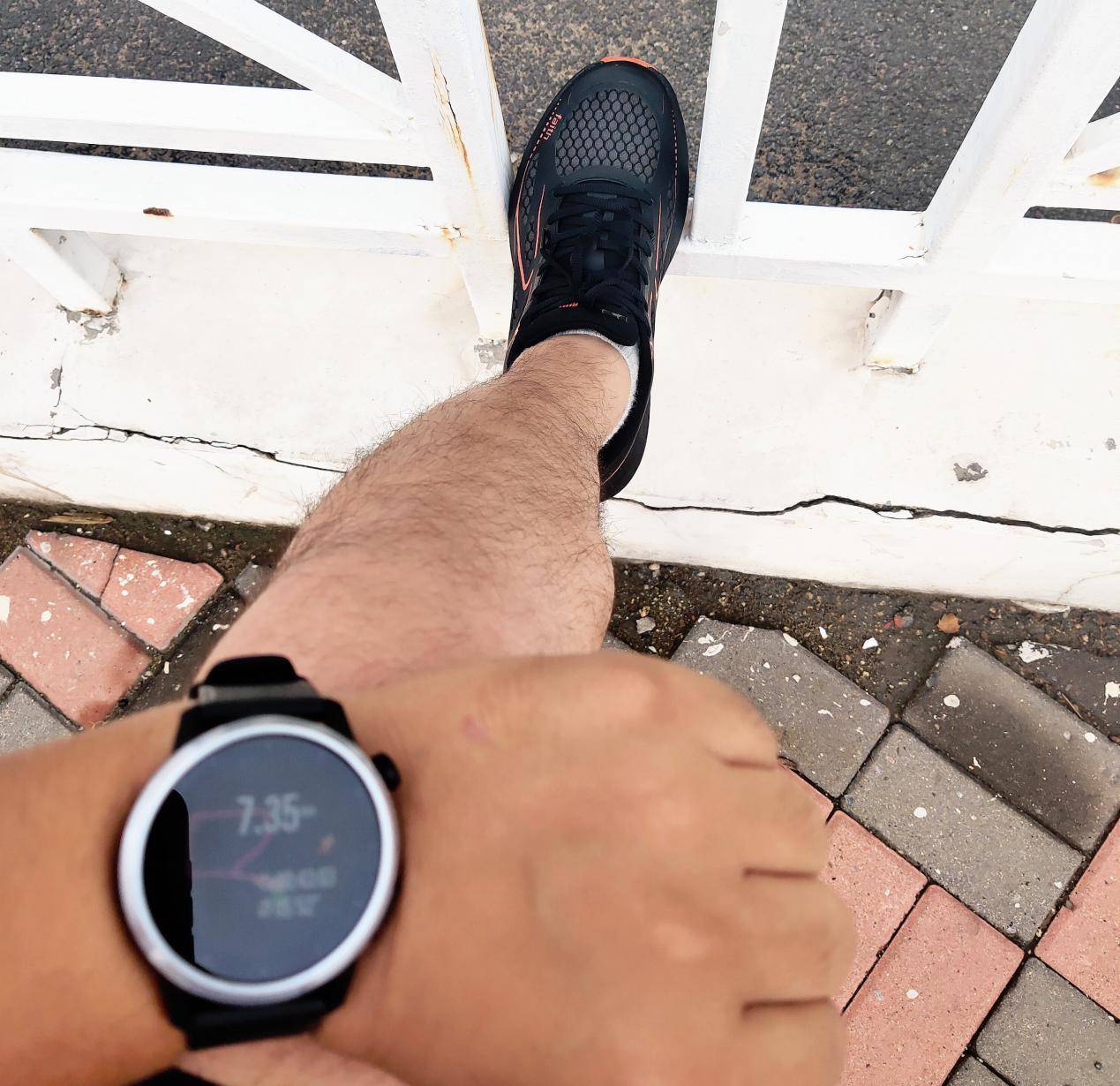 vibram防滑跑鞋徒步,vibram大底耐磨测试