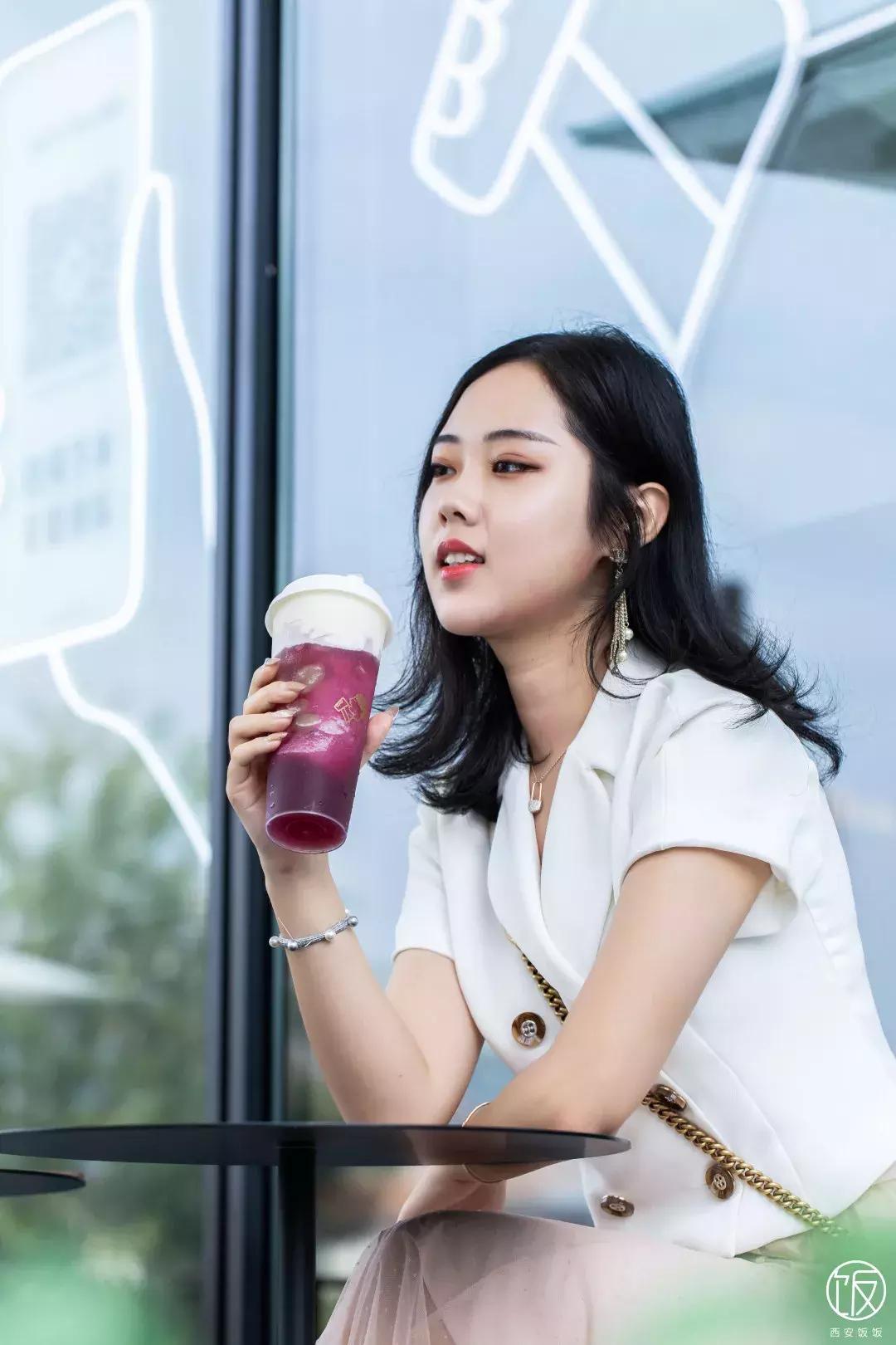 喜茶的多肉葡萄有奶盖吗,喜茶的多肉葡萄做法