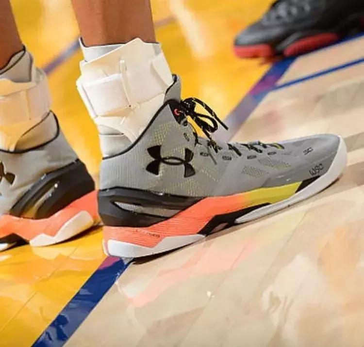 nba巨星库里最新球鞋,库里最新款签名球鞋