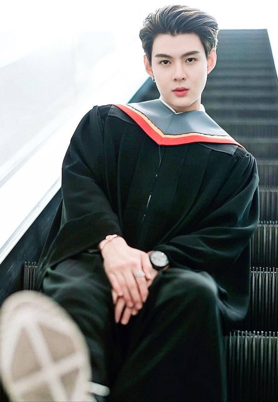 盘点他泰小可爱们的学士照：各个学霸努力又优秀