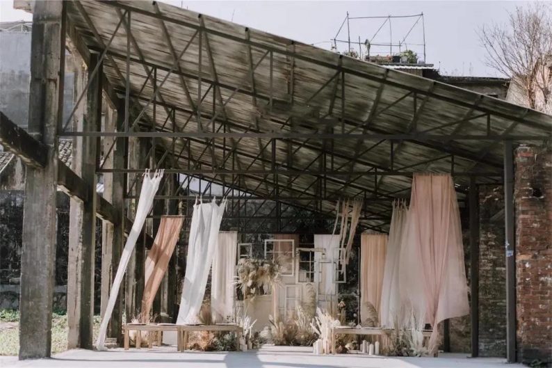 人数少的婚礼怎么办,现在婚礼怎么办为好