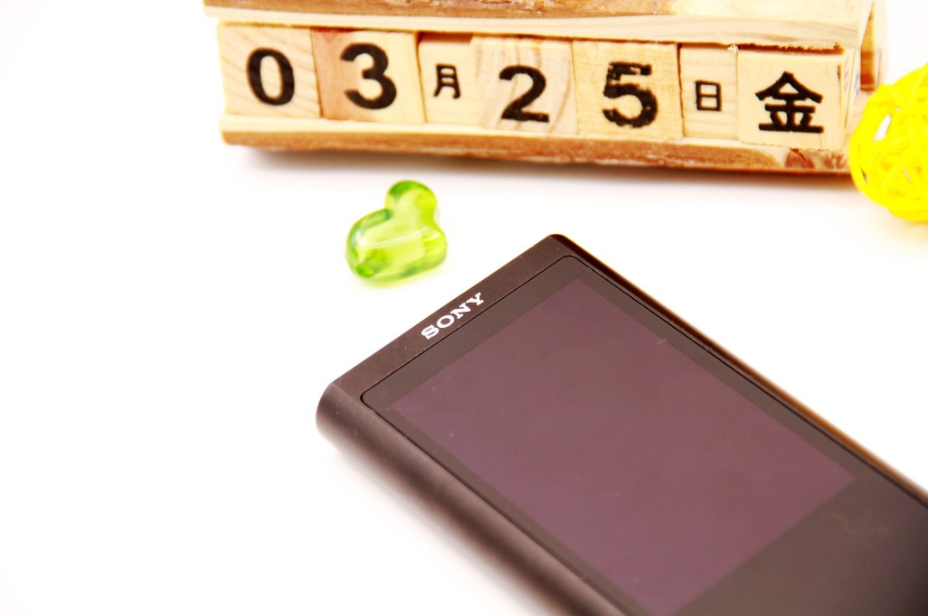 索尼nwzx300a和nw105哪个值得购买,索尼nw-zx300a多少钱