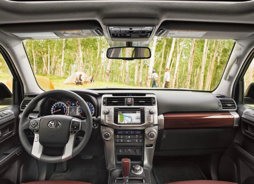 4.0LV6进口越野只卖40多万，丰田出品，比3.5L普拉多划算多了