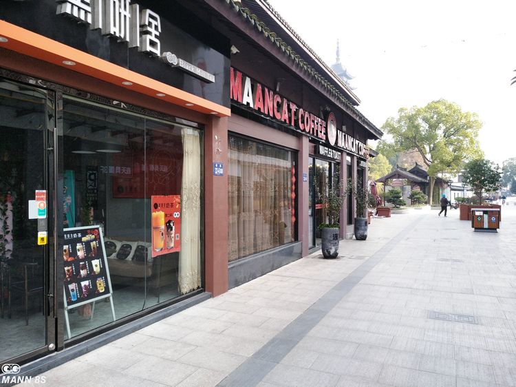 目前最强双摄手机,待机20天手机