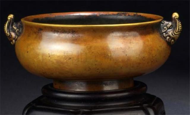 明代宣德炉的特点,明代宣德炉三角炉