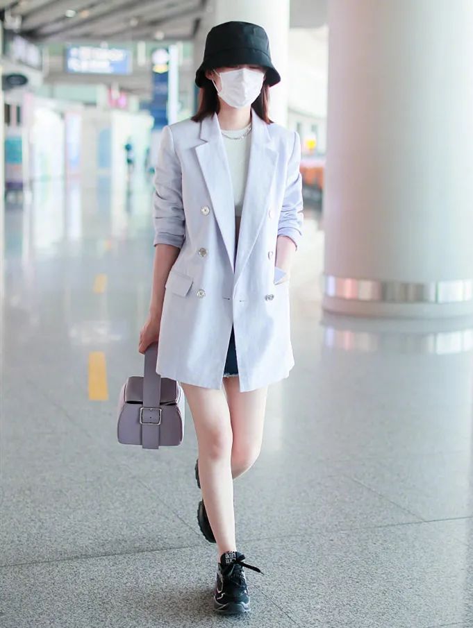 夏天不想穿凉鞋穿什么鞋搭配裙子,夏季凉鞋单鞋配裙子推荐