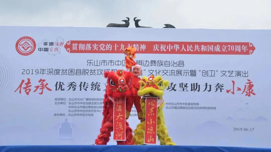 舞狮的是不是有点功夫,舞狮才是真正的中国功夫