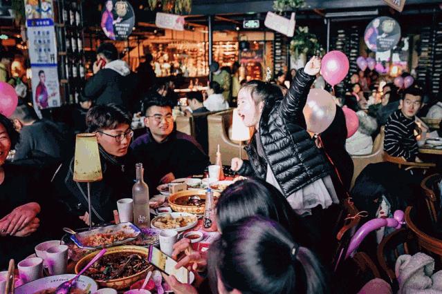 纯干货分享!徐州63处生日福利!星巴克、宜家、喜茶…拿走不谢