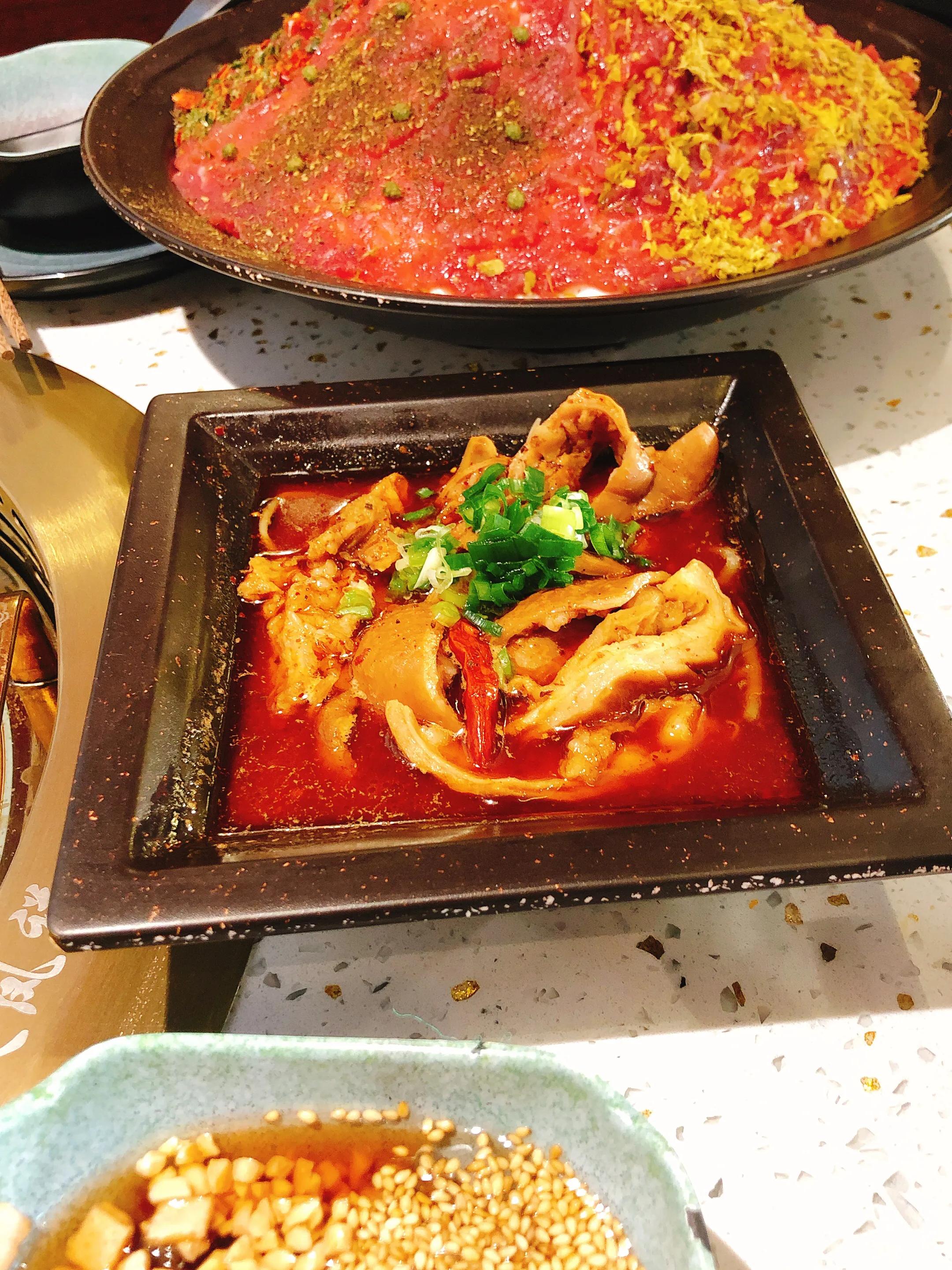 大连探店|郑恺掌柜的火凤翔鲜货火锅商行