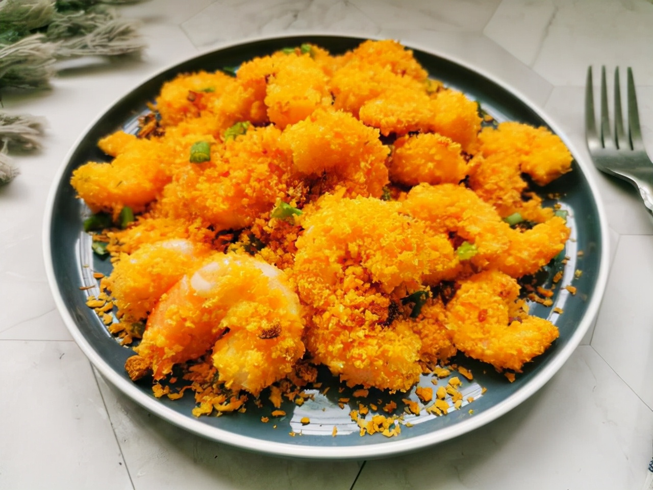 大虾别再水煮了这种做法蒜香浓郁,大虾水煮最好吃的5种做法