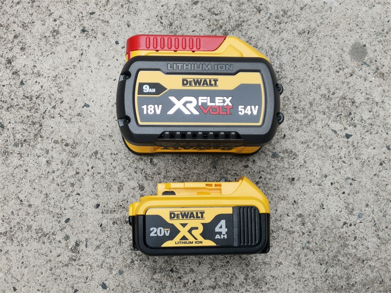 释放自我，轻巧随行-得伟DCH133无刷充电电锤入手使用体验