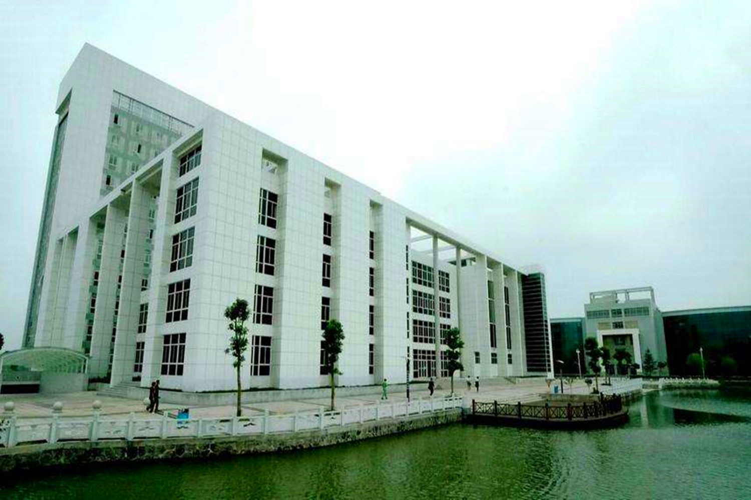 江苏高校占地,江苏高校建设计划