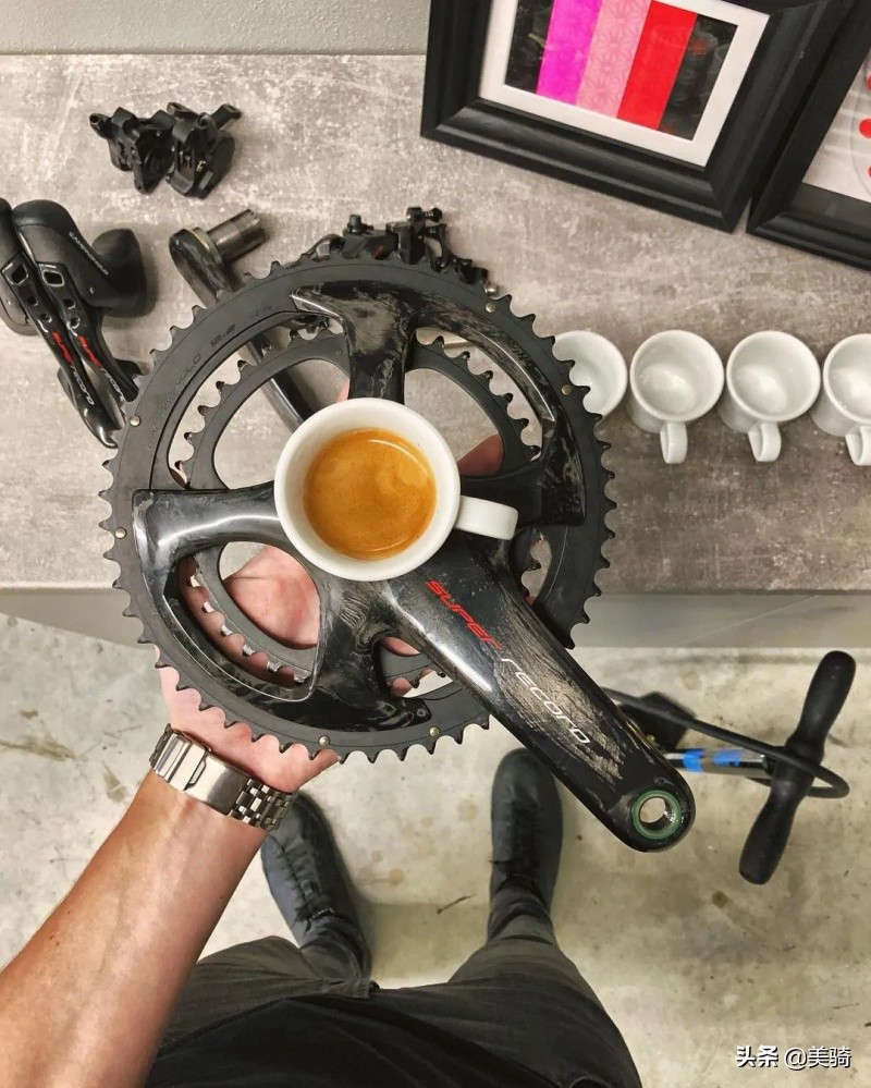 骑公路自行车一共要花多少钱,骑专业自行车每年要花多少钱