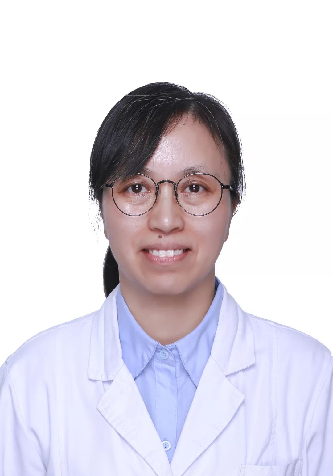 孩子高烧不退要不要喊醒吃退烧药,孩子杨梅舌要去医院吗