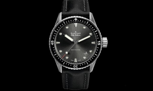 劳力士潜水表宝珀 (劳力士潜航者和宝珀五十噚哪个好)