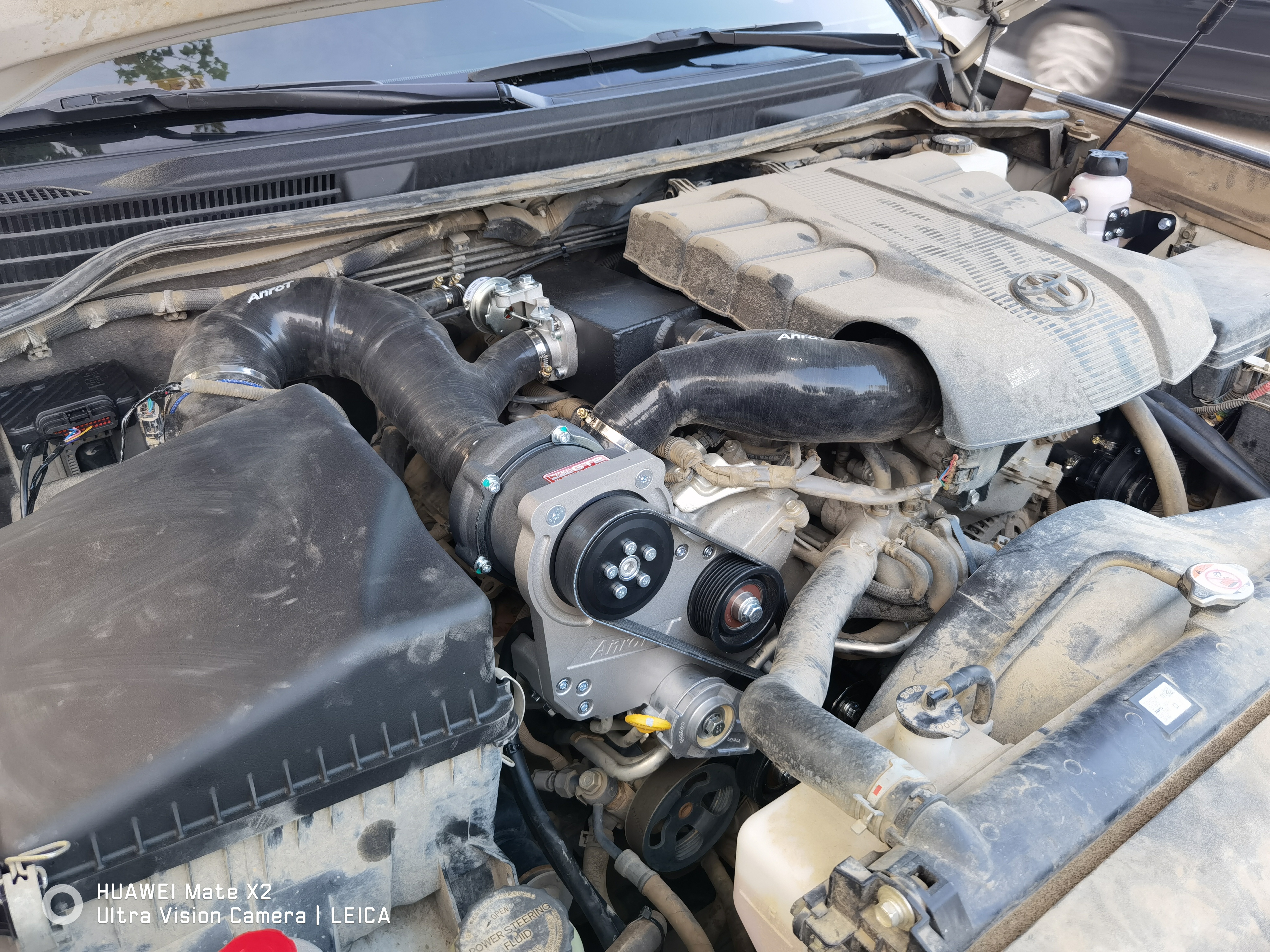 改装机械涡轮增压器的视频,机械增压改装对比