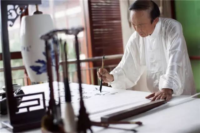 三亚高端酒店一线海景房推荐,三亚市区值得去住的别墅酒店