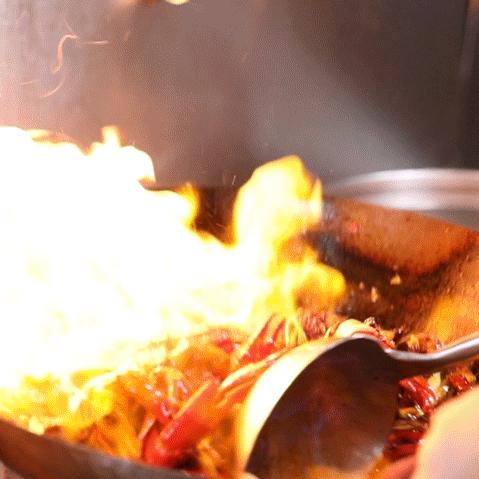 松哥油焖大虾南城榕树下店,松哥油焖大虾多少家店