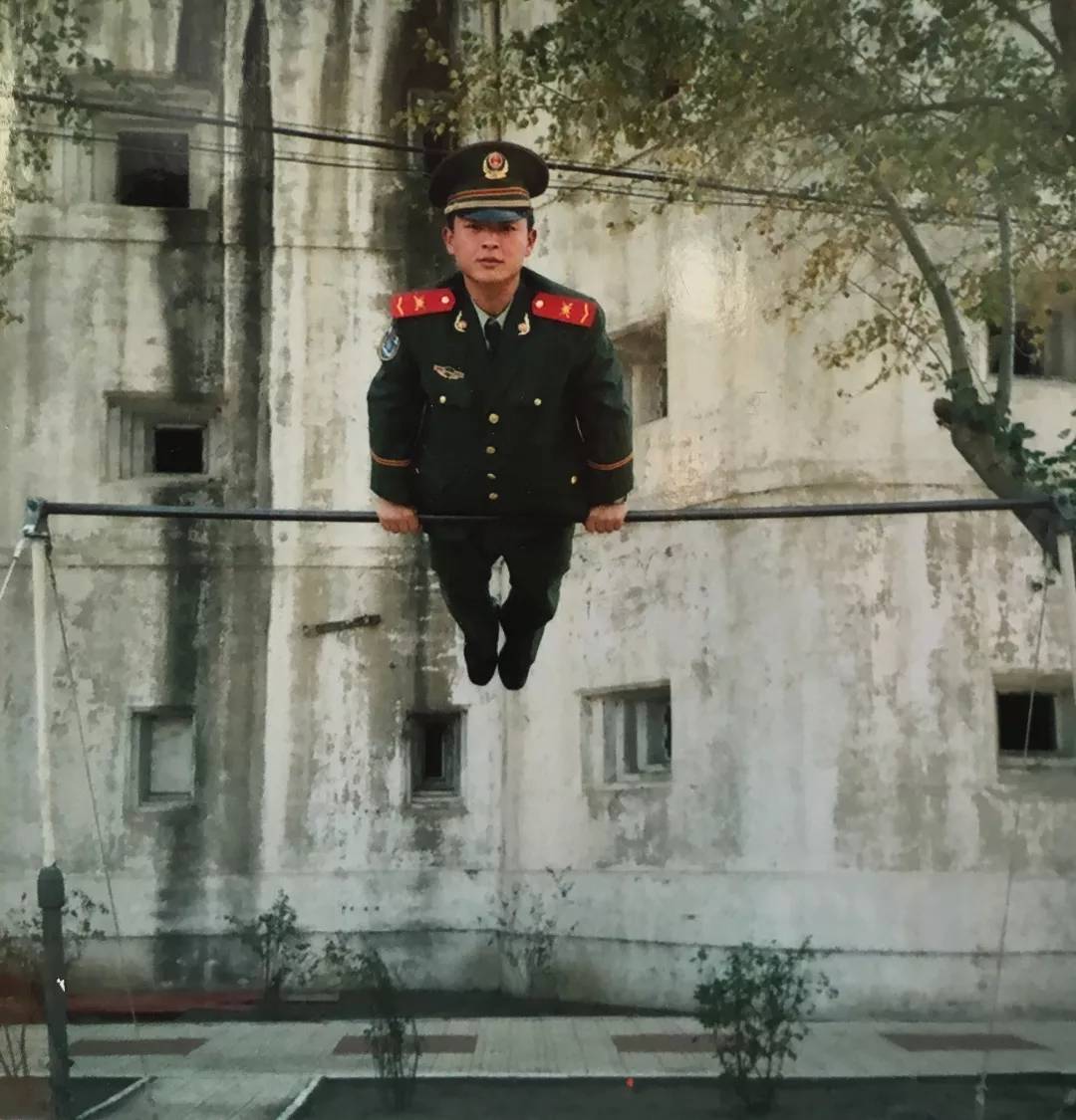 退役后坚持健身,退伍后坚持锻炼