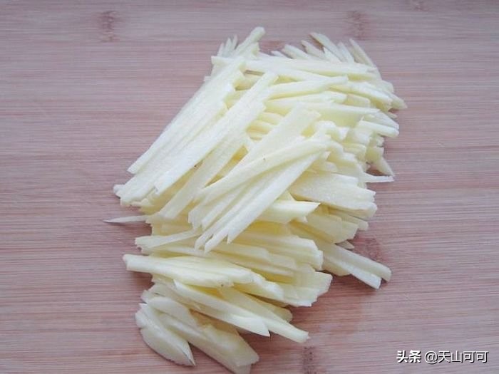 炒土豆丝总糊锅是什么原因,炒土豆丝糊锅怎么解决