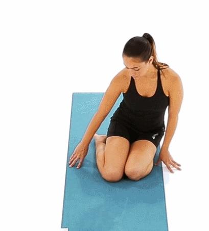 腰腹易囤肉?多是经络不畅,每天这么躺1分钟,久坐也不长肉