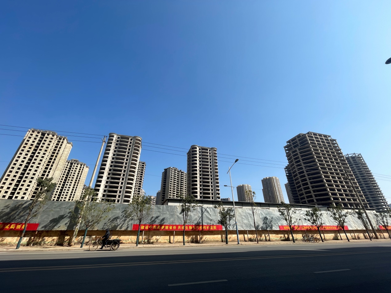 两声巨响震全城,烂尾变改善,义承置业在昆明城市更新大不同