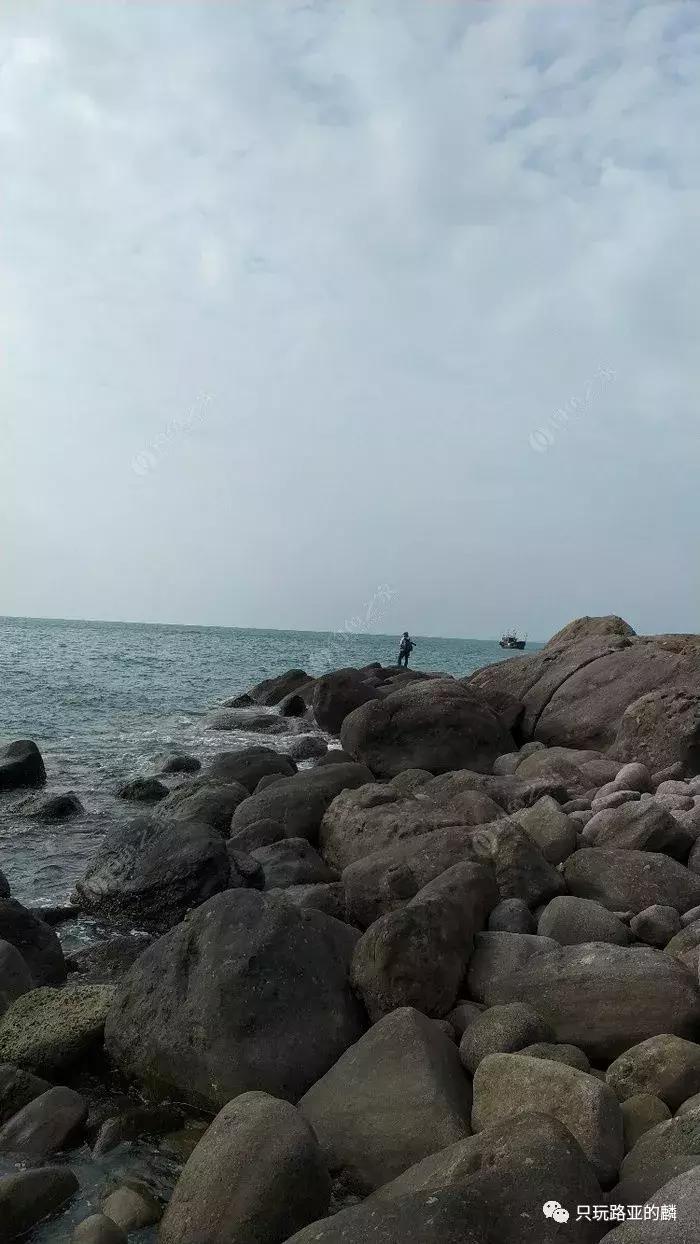 想要钓一条大鱼有多难？从越南转战回三亚，见识越南的绝户网.