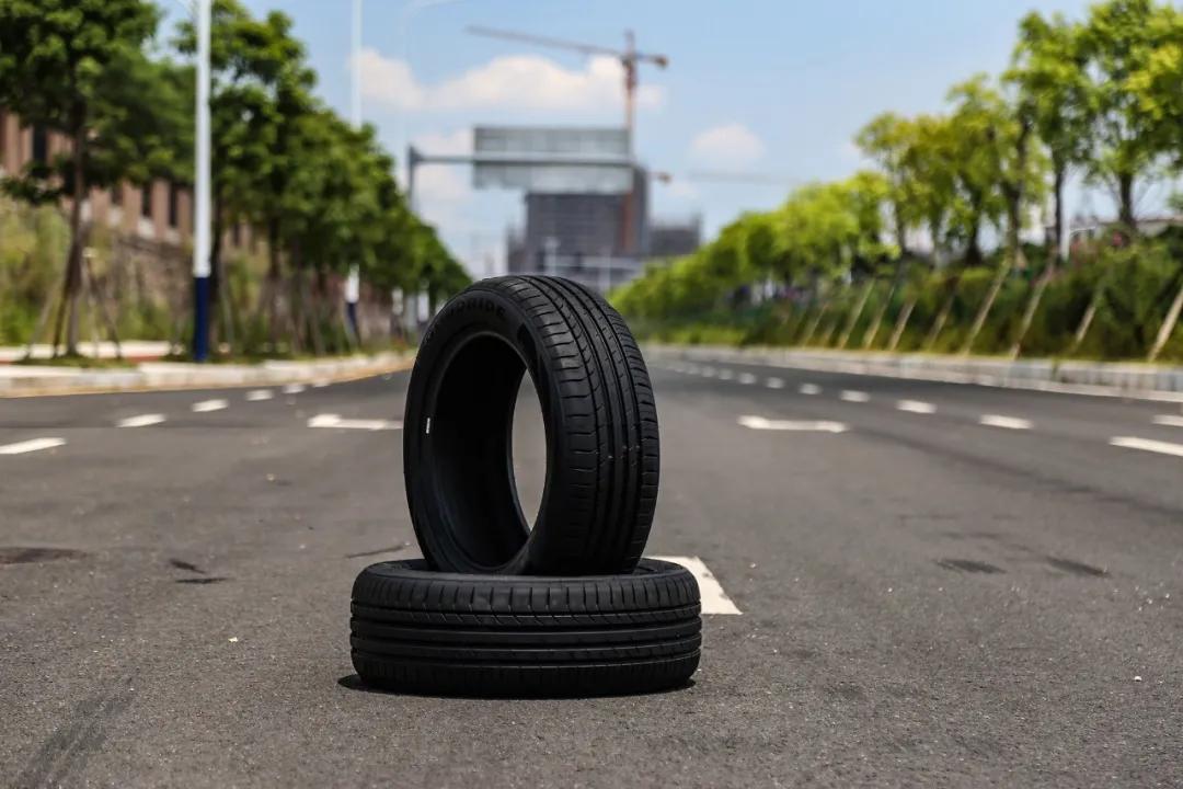 花小钱办大事商务车,花小钱办大事20万买什么车