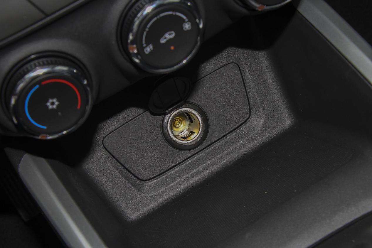 雪佛兰科沃兹三缸值得买吗,三缸雪佛兰科沃兹可以买吗