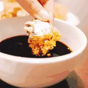 秋风起蟹脚痒螃蟹不是想吃就吃的,吃蟹的4大禁忌