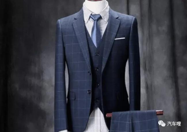 劳斯莱斯送的雨伞叫什么,劳斯莱斯送雨伞其他车送什么