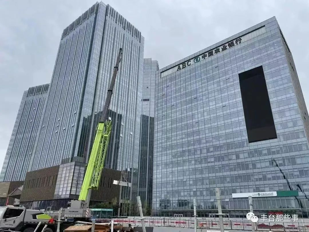 青岛地铁1号线西部年底能开通吗,杭州地铁4号线二期年底能开通吗