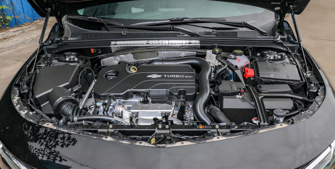 雪佛兰迈锐宝xl真实评价,迈锐宝xl1.5和君威1.5油耗对比