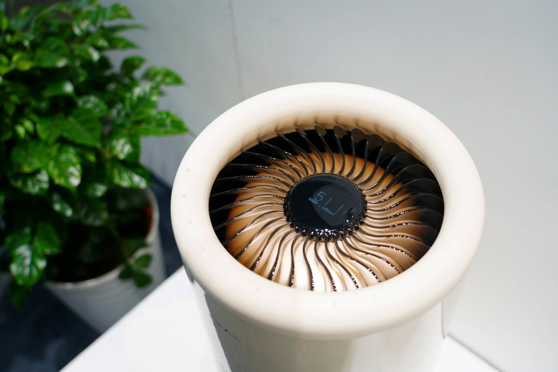 芬兰LIFAairAWE2021探馆-这些空净产品你选谁