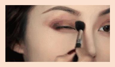 手残党单眼皮适合的眼影教程,原来手残党画眼影也没那么难