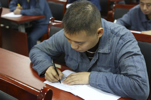 如果你想关心某人的“心理健康状态”，可以问他们这7个问题